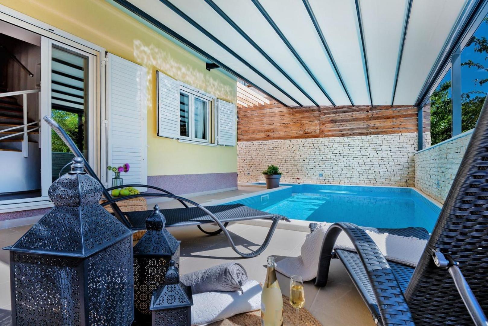 Luxury Villa Lelu With Heated Saltwater Pool, Parking, High Speed Internet, Bbq, Žrnovnica Esterno foto